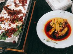 -香山湖家家宴(中山陵店)