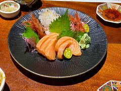 -肉魁屋·烧肉·烧鸟·酒场(高新店)