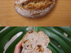 -yeast面包店
