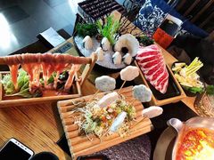 -湊湊火锅·茶憩(上海合生汇店)