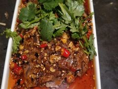麻辣牛肉-虾胡闹·澳洲小龙虾·烧烤(福田鲨鱼店)