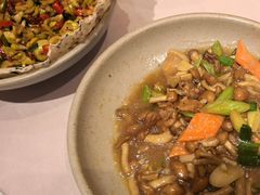 -客家大院·非遗赣南客家菜(郁孤台店)