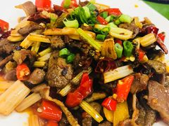 火爆鸡杂-小厨子私房菜·云南美食店