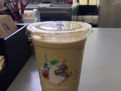-瑞幸咖啡(华东理工大学商学院店)