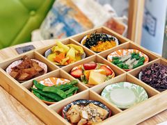 -轻蔬不用等·素食(江苏路店)