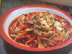 -川流不息·地道川菜·小龙虾(松东路店)