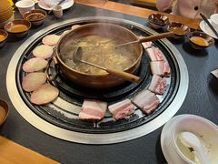 -阿山卓·野生菌火锅·纳西火塘烤肉