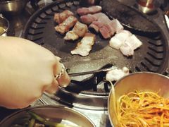 烤五花肉-401餐厅(弘大店)