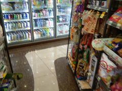 -全家便利店(银翔路店)