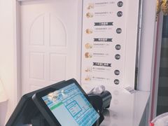 -香港珍妮曲奇聪明小熊饼干(迪美购物中心店)