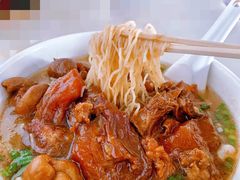 牛腩拼猪肠面-海幢瑞芳饮食店