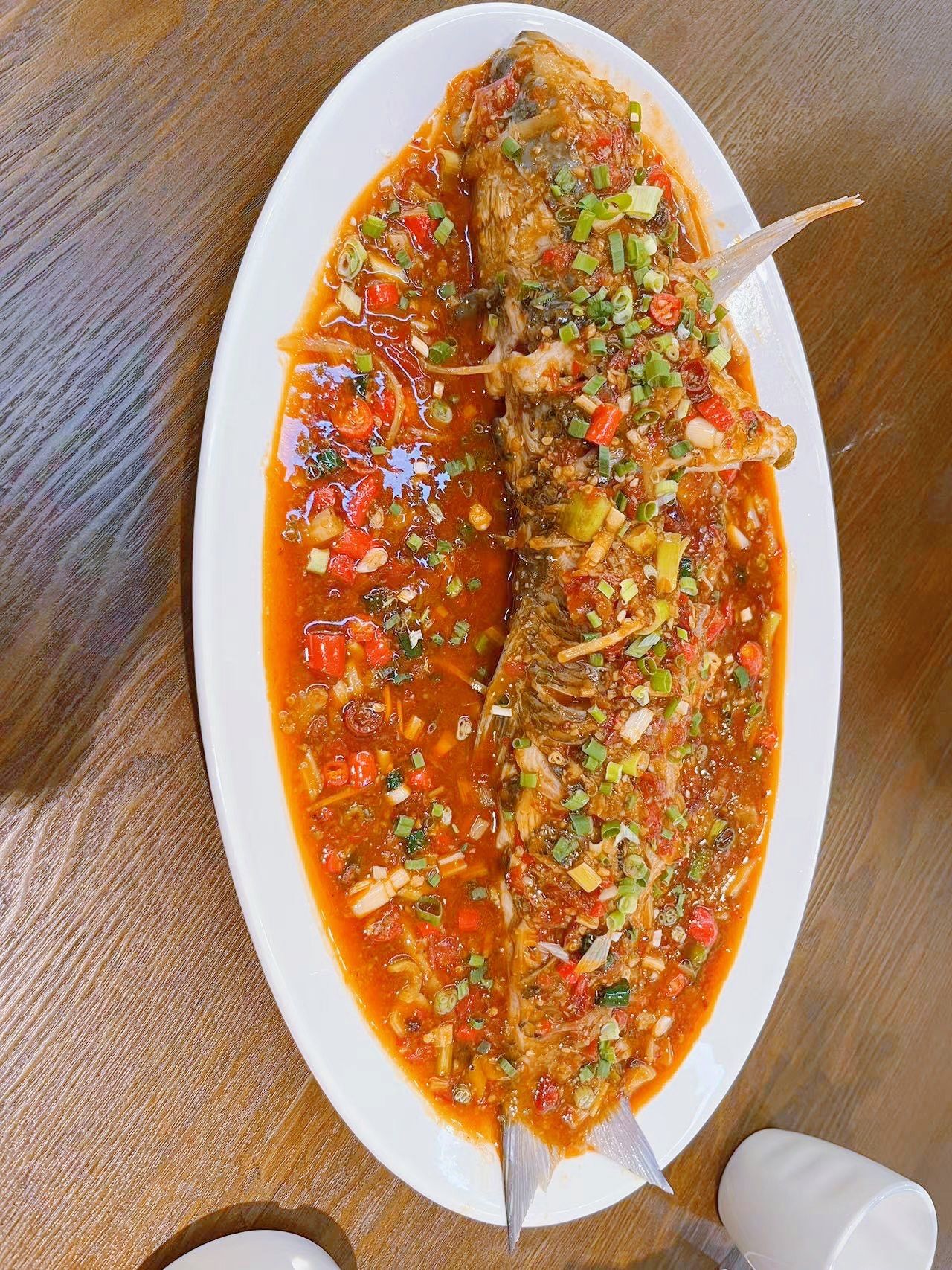 9.9吃一整条跳水鱼