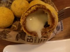 -BHC炸鸡(明洞总店)