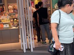 -泡泡玛特POPMART (北京超极合生汇店)