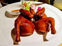 脆皮乳鸽-老船坞水上餐厅(亚洲大酒店  东四十条店)