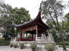-汇龙潭