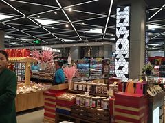 -盒马鲜生(宝地店)