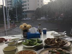 -鑫悦楼煎蟹·16年海鲜大排档