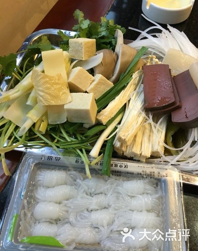 菜花香火锅图片 - 第1张