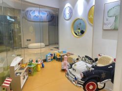 -爱玩爱游亲子母婴(旭辉广场店)