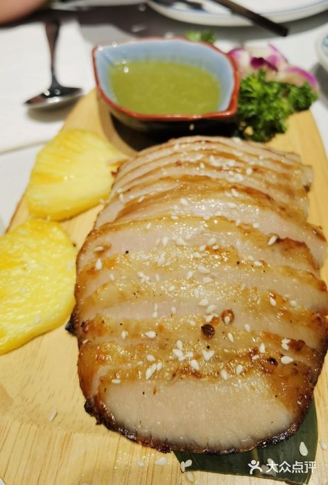 正泰餐厅AmazingThai(新奥购物中心店)香烤猪颈肉配秘制蘸料图片
