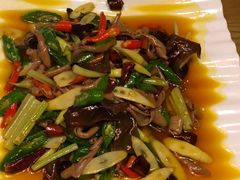 -兔槽江湖菜·重庆璧山兔(水围店)