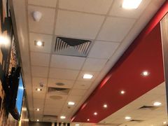 -麦当劳(汉口火车站候车室店)