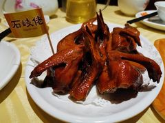 招牌烤乳鸽-石岐佬中山菜馆(张溪店)