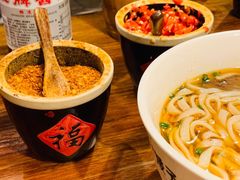 -矮子粉店1985·长沙米粉(湘春路店)