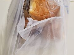 -白玉兰食品甜凤店(合生汇店)