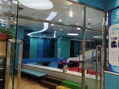 -Swim斯卫姆国际儿童游泳中心(红博中央公园店)