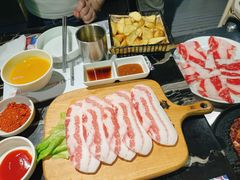 五花肉-金一味烤肉餐厅(新首尔旗舰店)