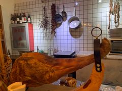 -羽深肉铺 Steak & Wine