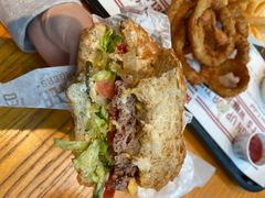 -The Habit Burger Grill 哈比特汉堡(复兴soho店)