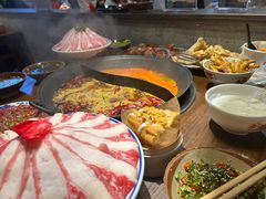 -萍姐火锅·公路夜市(武汉首店)