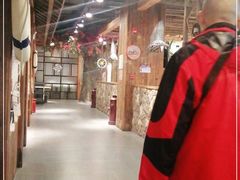-宝燕海货工场(长江国际店)