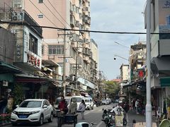 -溪岸路花鸟市场