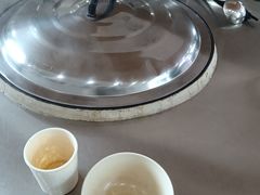 -粘豆包柴火铁锅炖