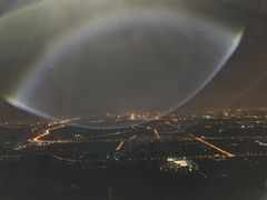 -鬼笑石后山停车场