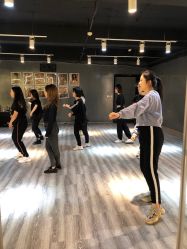 -YASAKI国际舞蹈中心