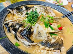 招牌鱼头炖豆腐粉条-關東雪东北菜(中庚漫游城店)