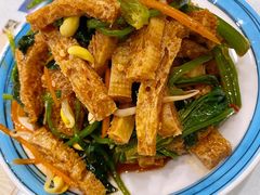 菠菜面筋-巴依老爷新疆美食(牡丹园店)