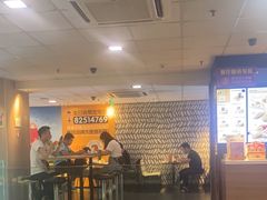 -麦当劳(中山大道中店)