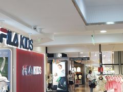 -八佰伴华地百货(宜兴店)