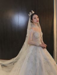 点击看大图 -艾米丽婚纱礼服