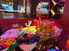 -温莎KTV(珠江路店)