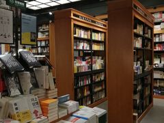 -西西弗书店&矢量咖啡(凯德晶萃广场店)