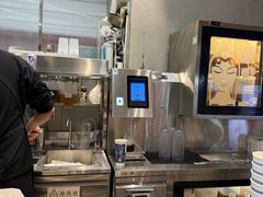 -霸王茶姬(上海静安大悦城店)