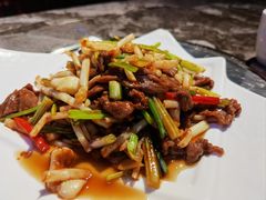 -东馆和天下特色餐饮(工农店)