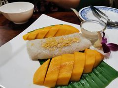 -Dang restaurant (patong phuket)